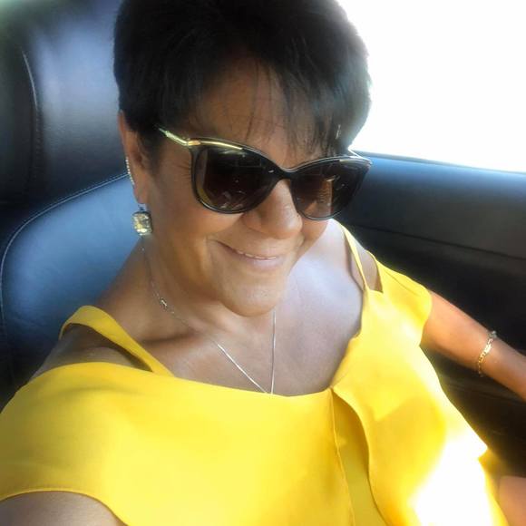 Meet your Posher, Josetta - Picture 1 of 1